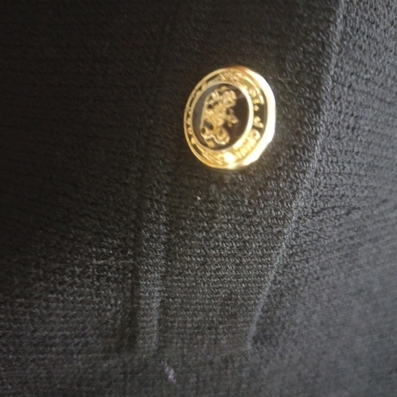 VGC Black St John Basics Zip Cardigan Gold Buttons Pockets Sweater Knit Size 8 - Picture 5 of 8